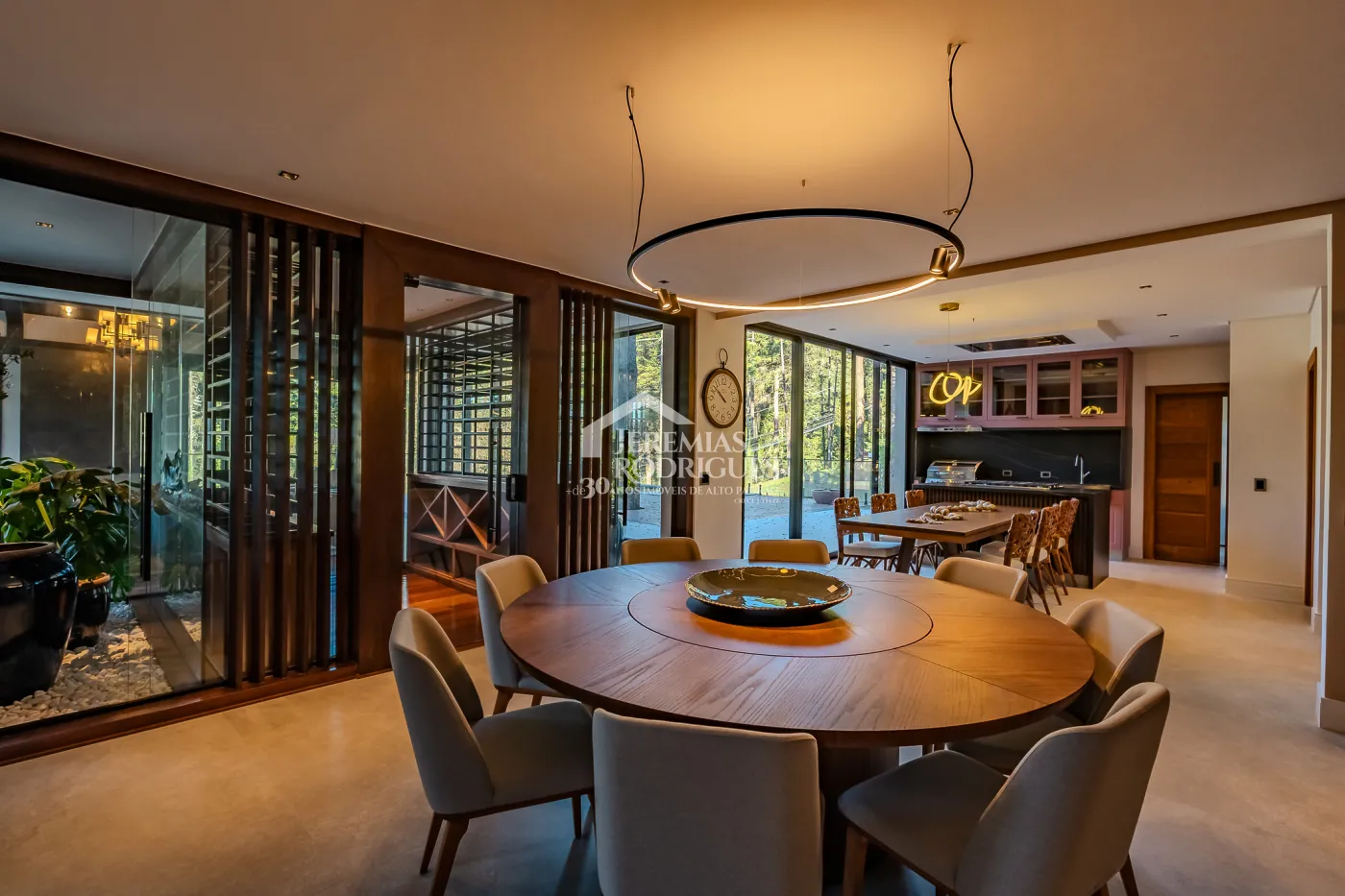 Casa de 2727 m² à venda por R$ 15.000.000,00 - Campos do Jordão/SP
