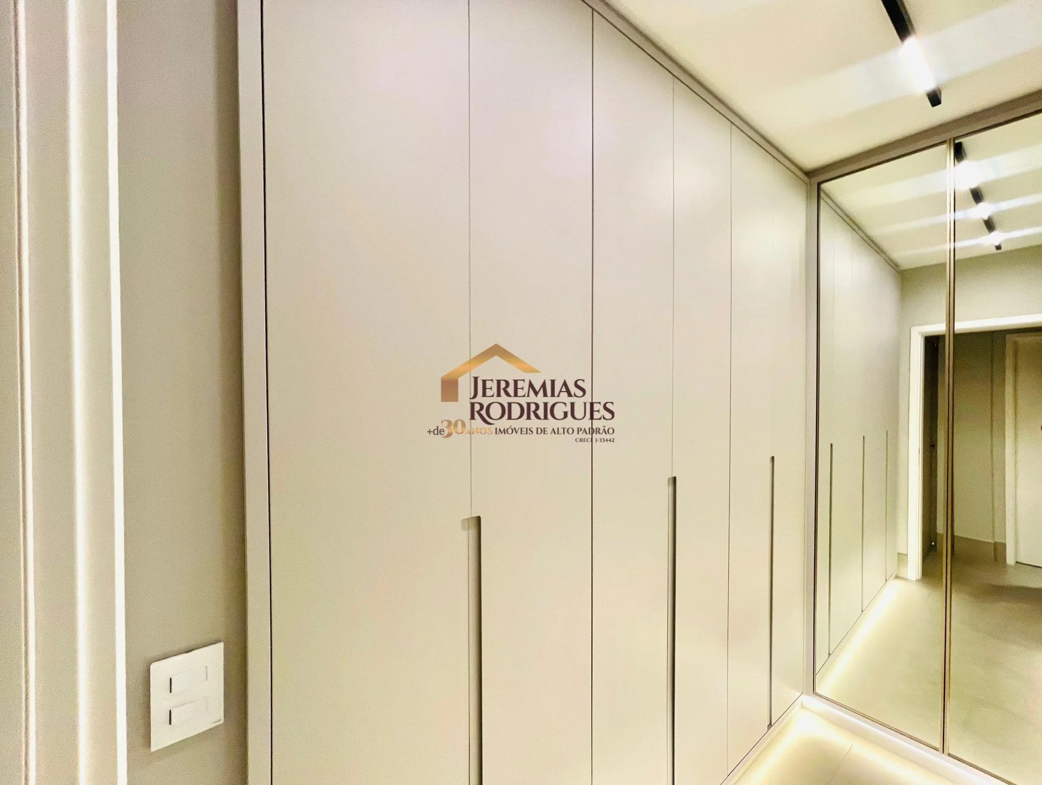 Apartamento Mobiliado para locação e venda no Edifício Residencial Elegance em Taubaté/SP. — foto 38