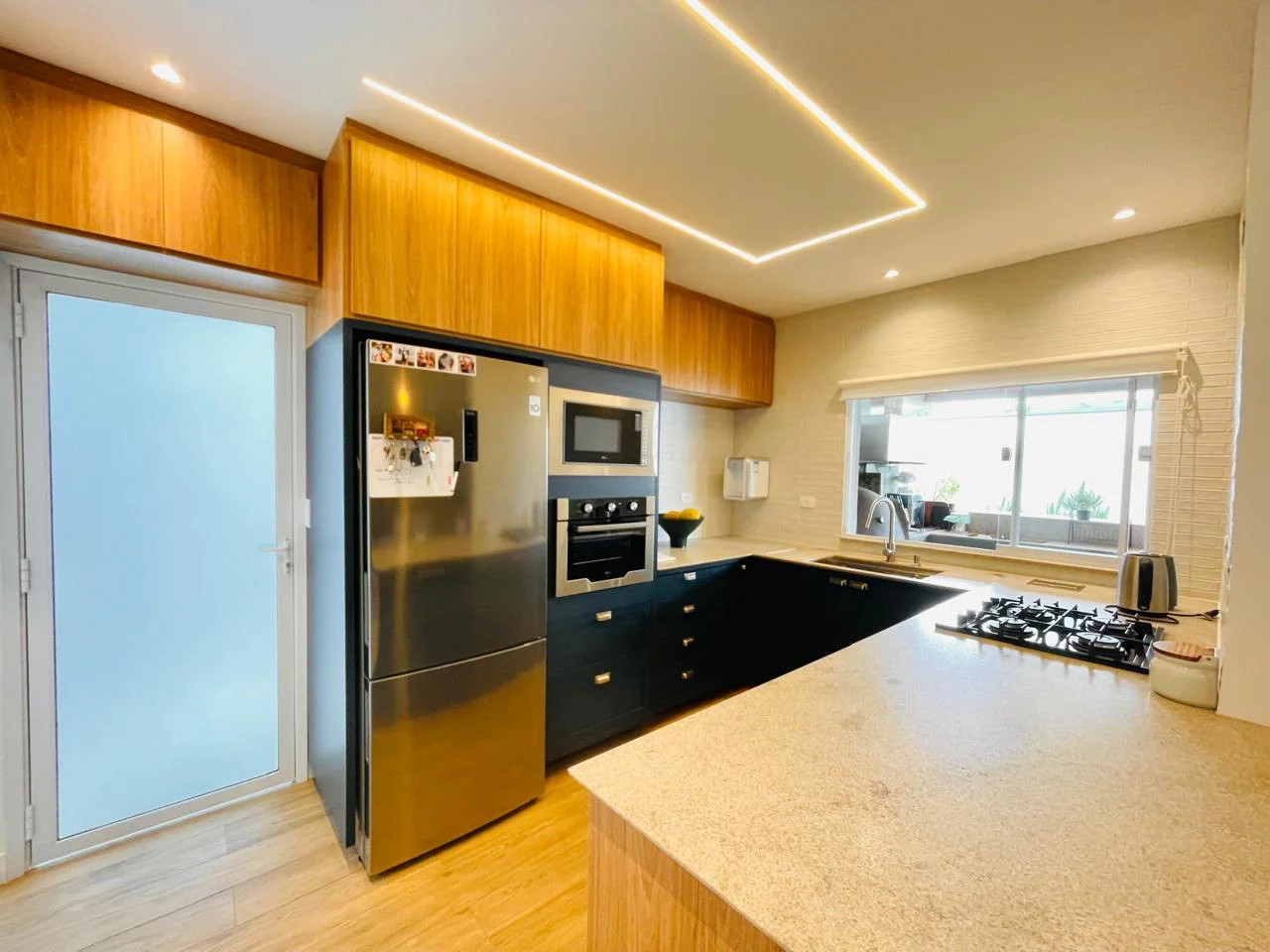 Casa à venda com 3 dormitórios no Condomínio Terras de San Marco em Taubaté/SP.