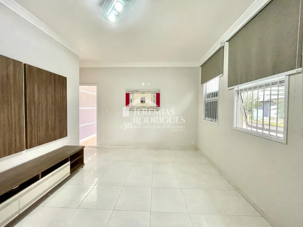 Casa à venda no Condomínio Ouro Ville em Taubaté/SP