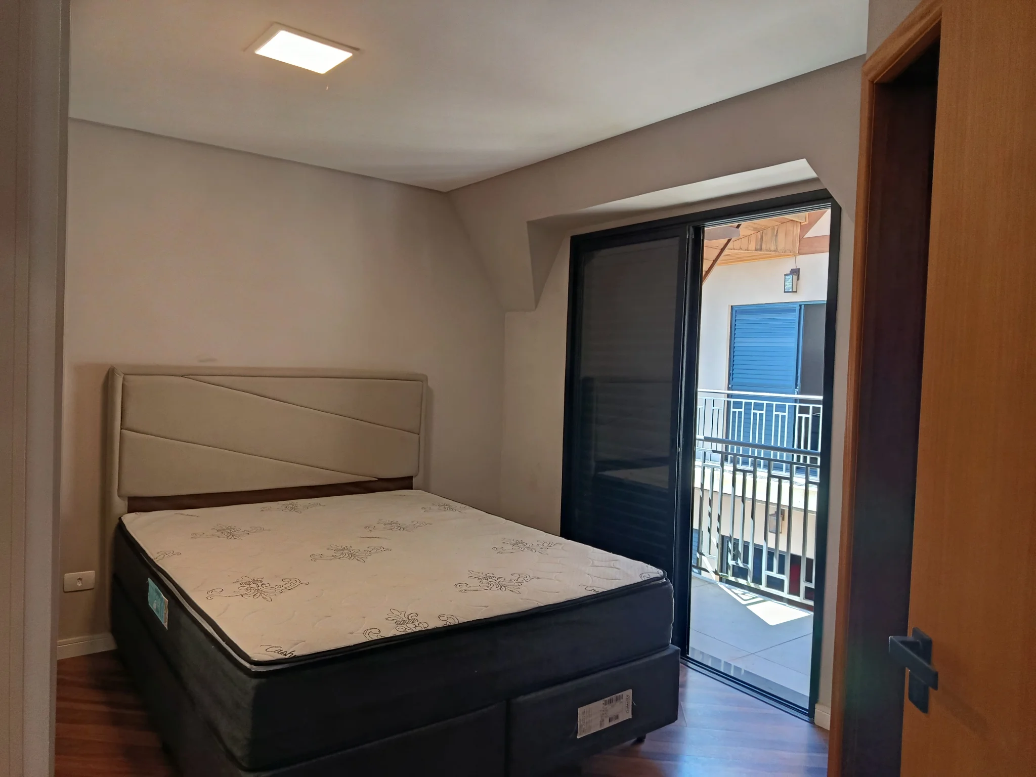 Casa com 8 suítes à venda no Condomínio Allemansratt em Campos do Jordão /SP.
