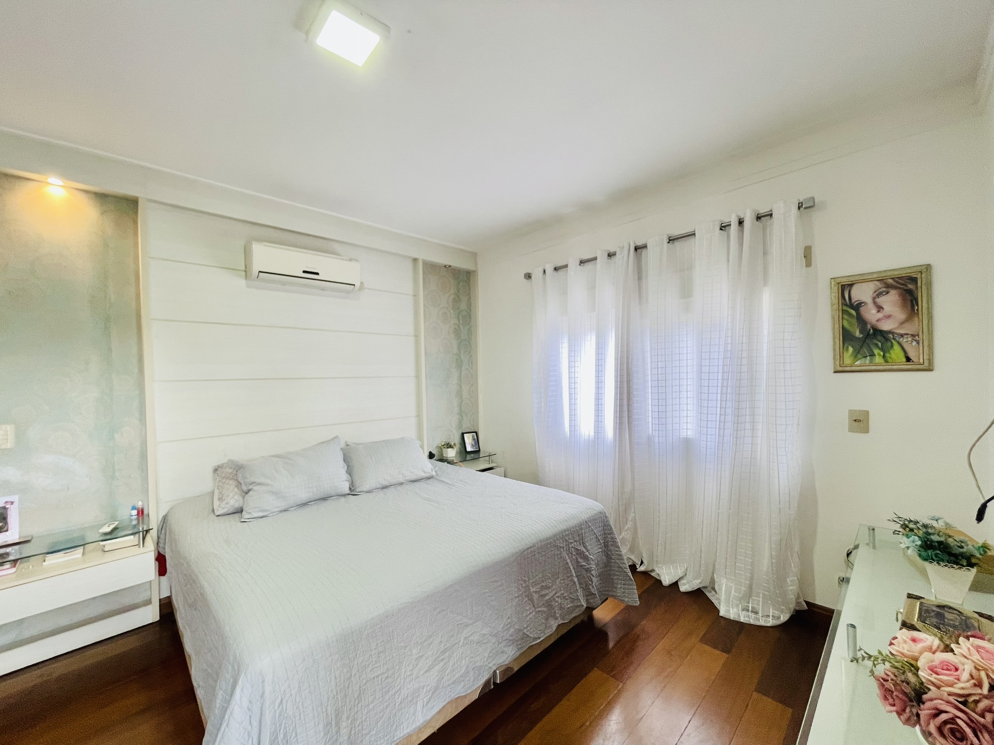 Casa para venda com 4 dormitórios no Condomínio Campos Do Conde I em Tremembé/SP