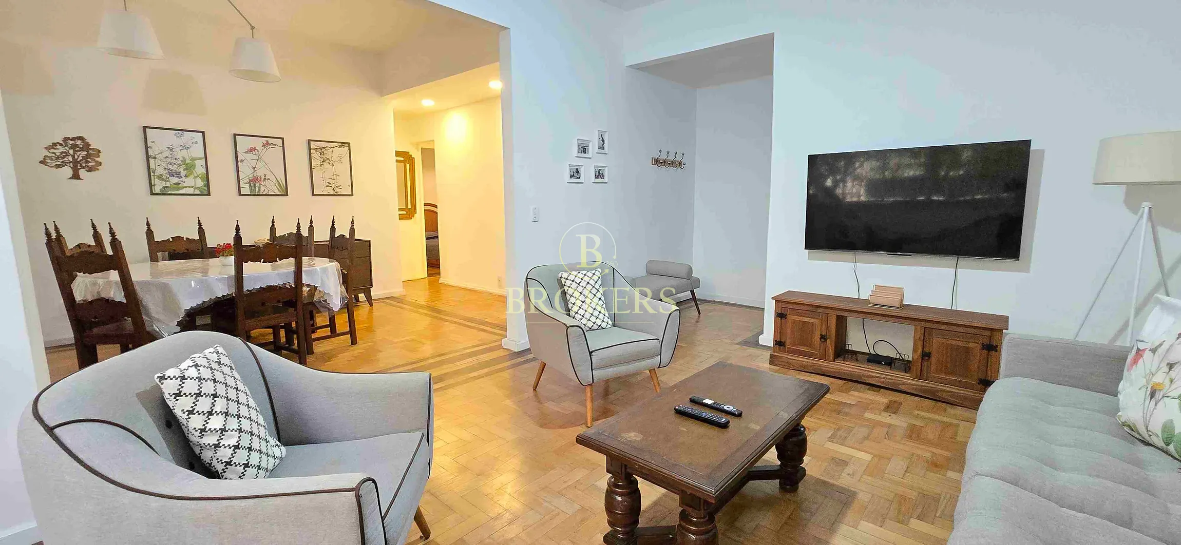 Apartamento à venda, Rua Domingos Ferreira, Copacabana, Rio de Janeiro. A uma quadra da praia, orig