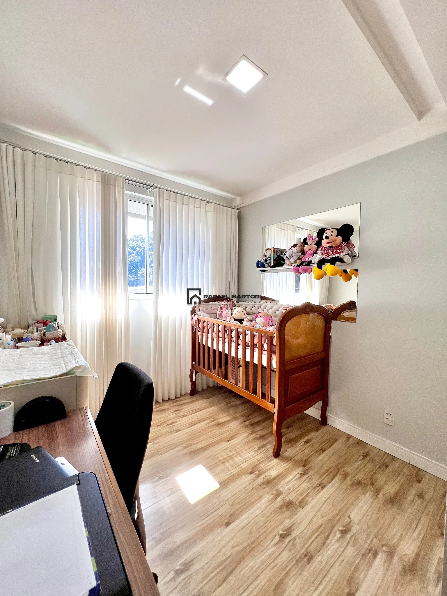 APARTAMENTO COM DECK PRIVATIVO