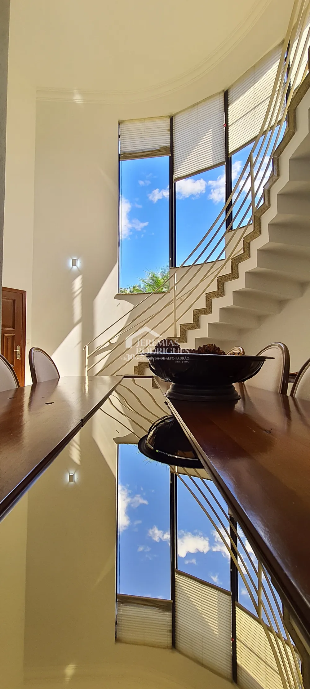 Casa com 3 dormitórios, 350 m² - Condomínio Taubaté Village - Taubaté/SP