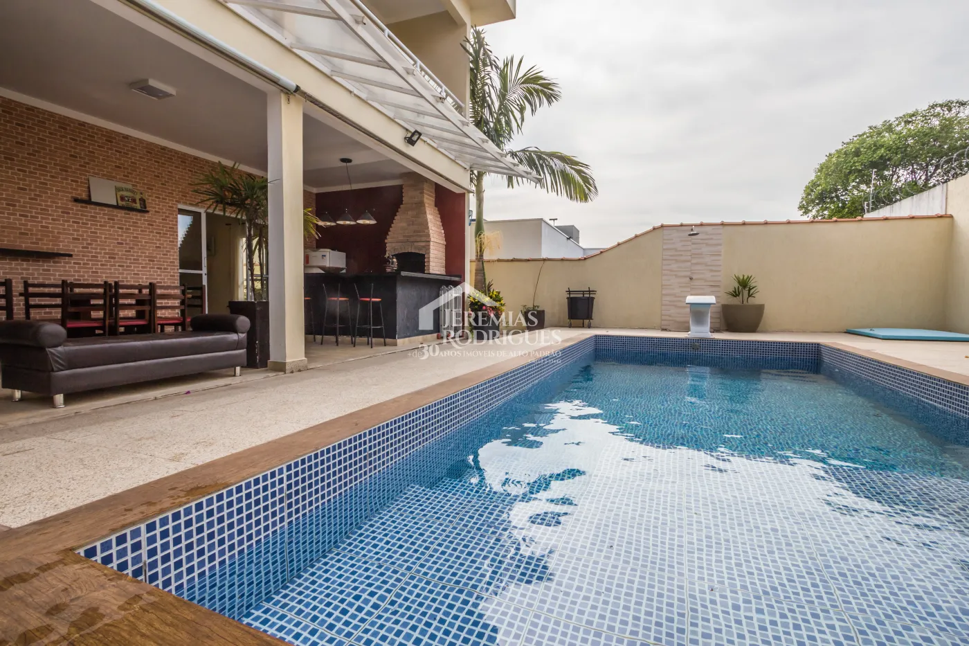 Casa com 4 dormitórios, 295 m² - Condomínio Reserva dos Lagos - Pindamonhangaba/SP