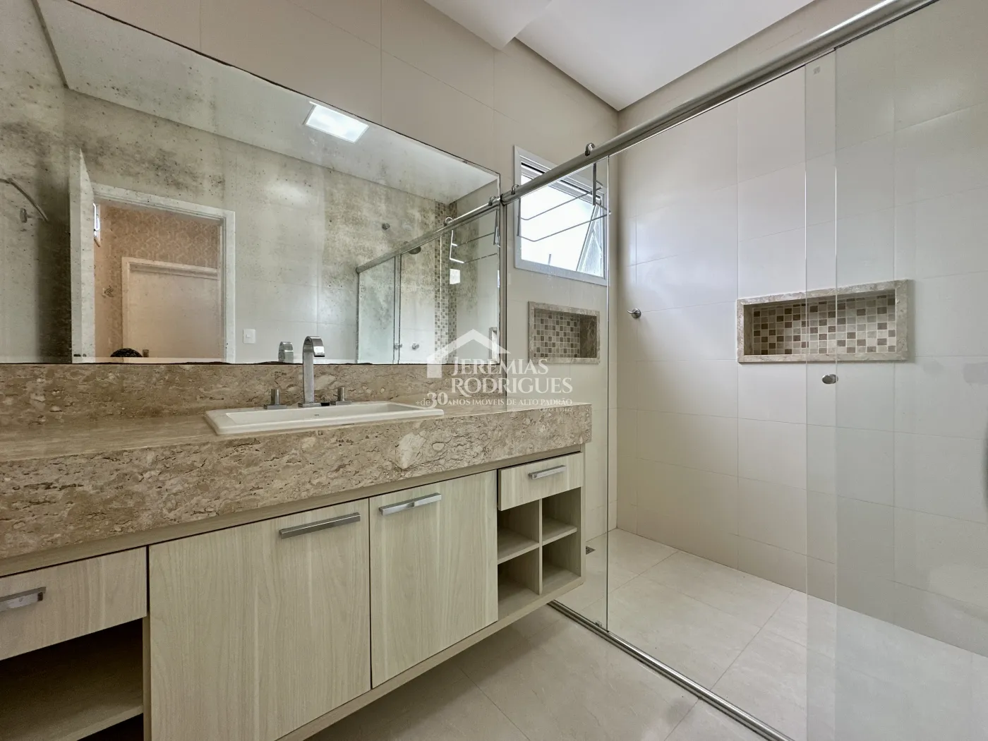 Casa com 3 dormitórios, 237 m² - Campos do Conde Chamboard - Tremembé/SP.