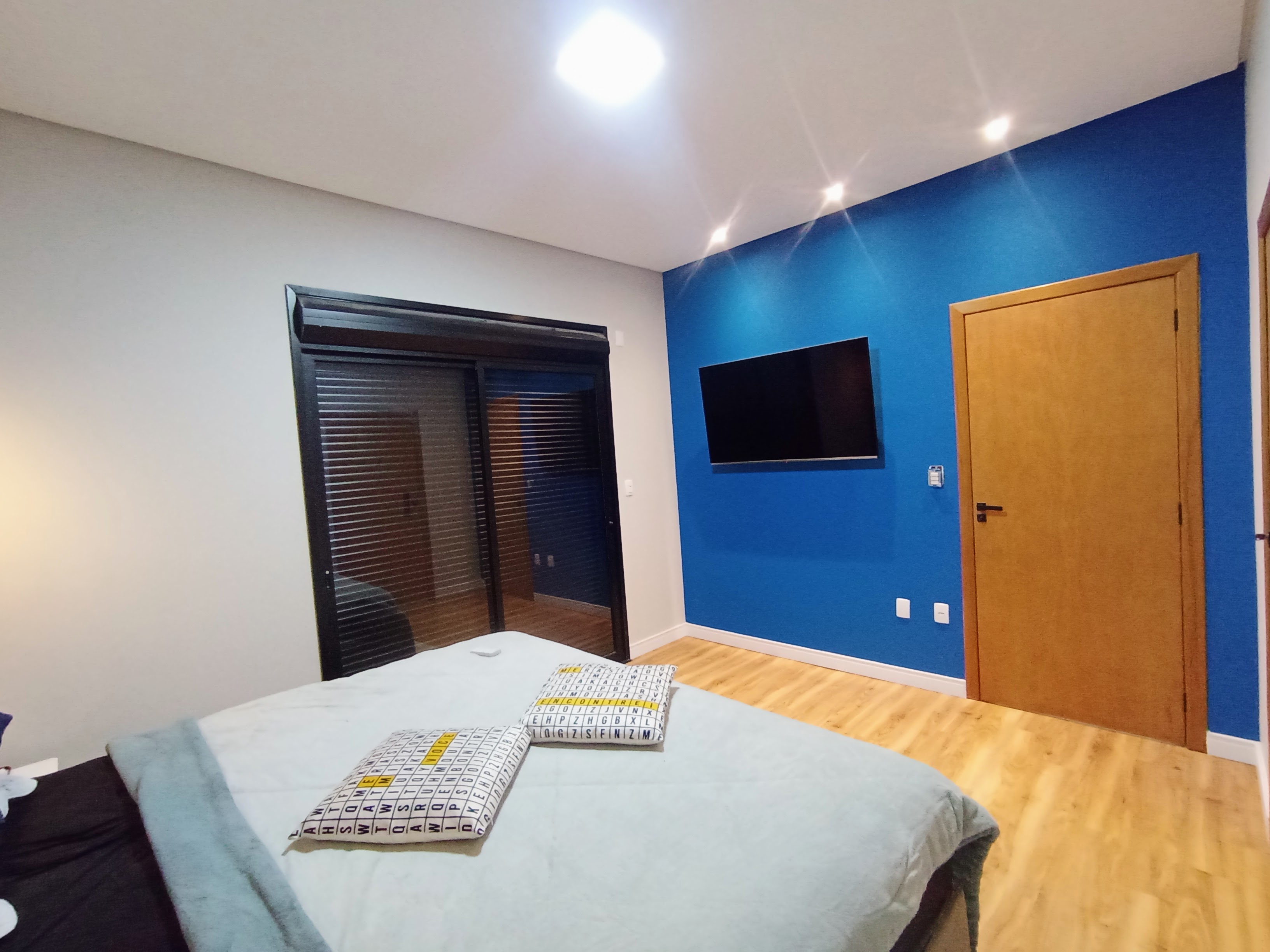 Casa à venda com 4 dormitórios no Condomínio Cyrela Landscape em Taubaté/SP.