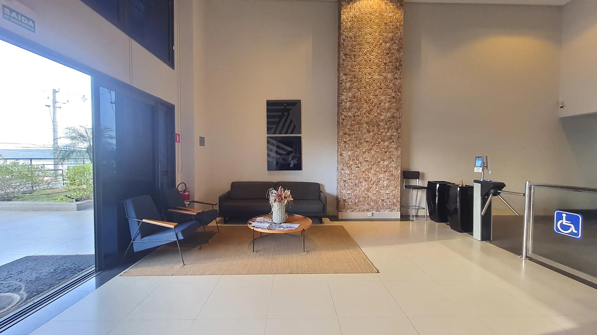 Sala comercial à venda, 70 m² no Edifício The One Office Tower em Taubaté/SP.