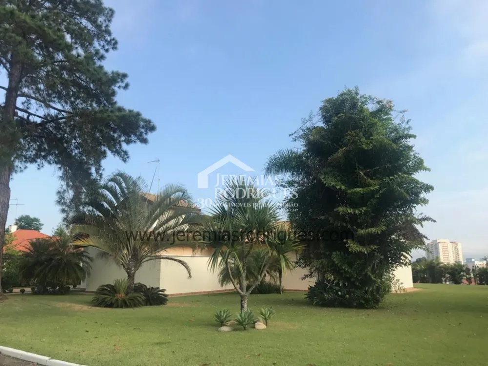 Casa com 3 quartos, 300 m² - Condomínio Residencial Pinheiros - Caçapava/SP