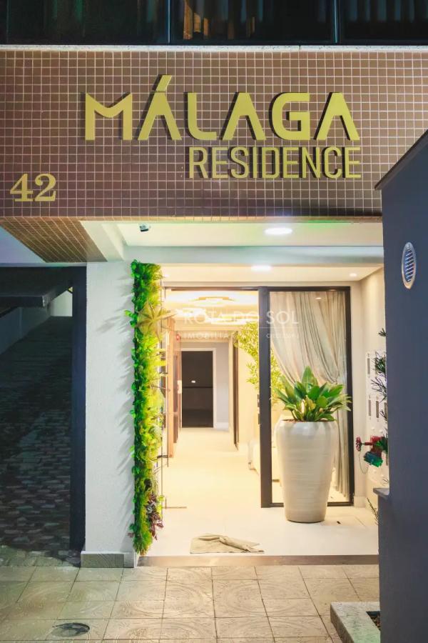 Málaga apartamento com 2 suítes e 1 vaga no Perequê — foto 13