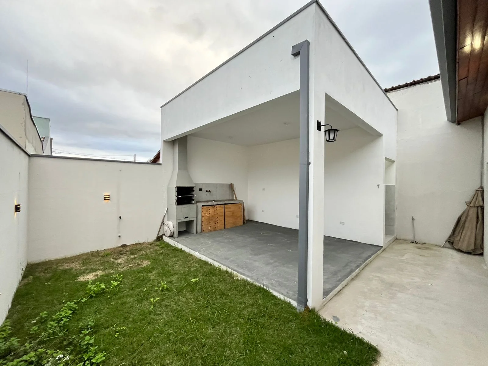 Casa à venda com energia solar e área gourmet – Parque das Palmeiras, Pindamonhangaba/SP