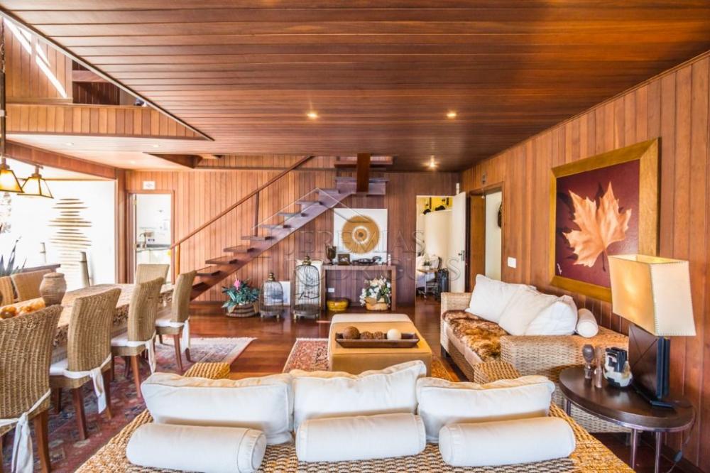 Casa à venda por R$ 6.350.000,00 - Campos do Jordão/SP