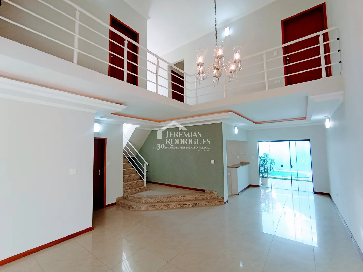 Casa para venda e locação com 4 dormitórios no Condomínio Campos do Conde I em Tremembé/SP