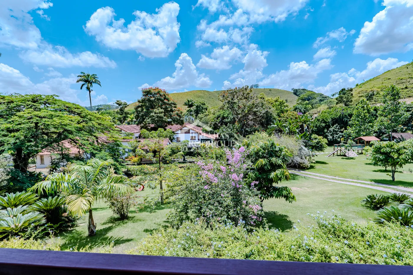 Fazenda à venda com 3.389.000,00 m² em Piraí/RJ.