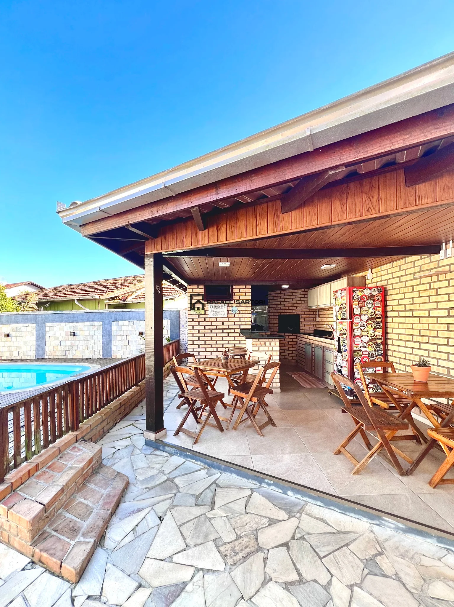 CASA COM PISCINA NA BARRA DO RIO CERRO — foto 4