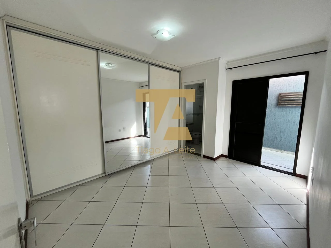 Apartamento à Venda no Centro de Pindamonhangaba – 2 Quartos (1 Suíte) e Móveis Planejados