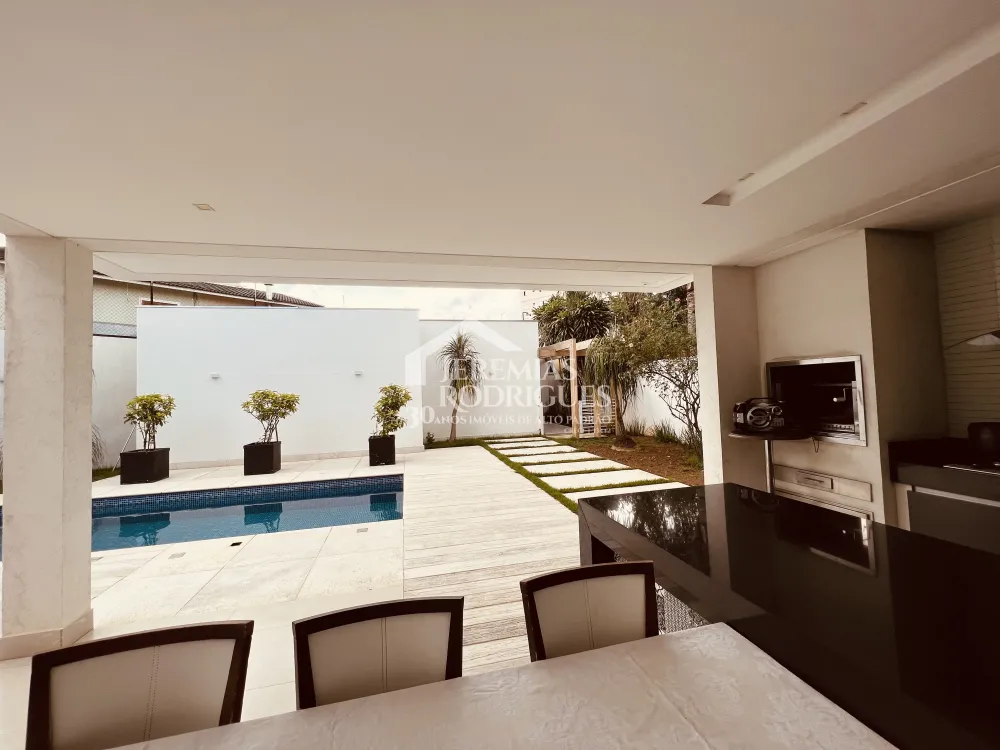 Casa com 6 quartos, 500 m² - Taubaté Village - Taubaté/SP