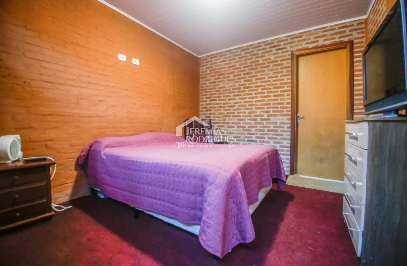 Casa para venda com 11 dormitórios no bairro Recanto Feliz em Campos do Jordão/SP