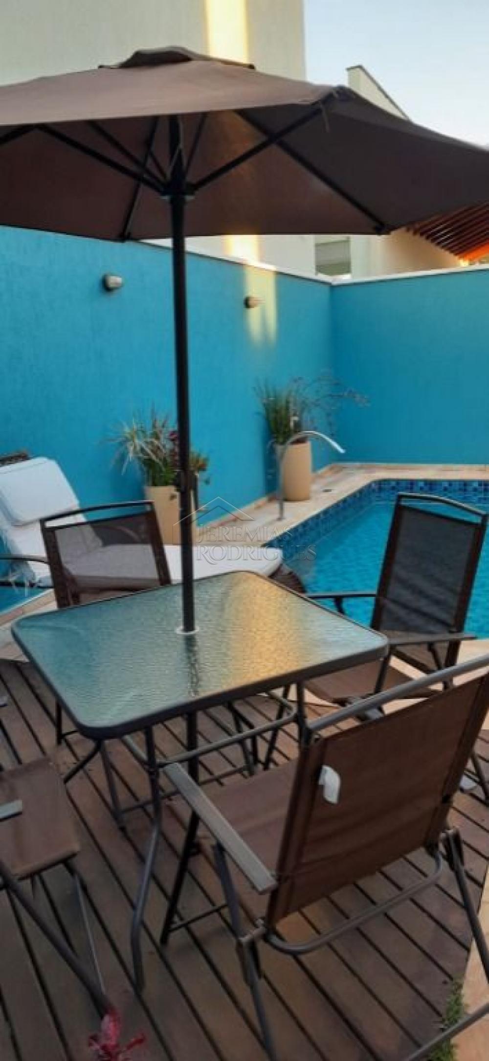 Casa com 3 quartos, 210 m² - Campos do Conde Louvre - Tremembé/SP