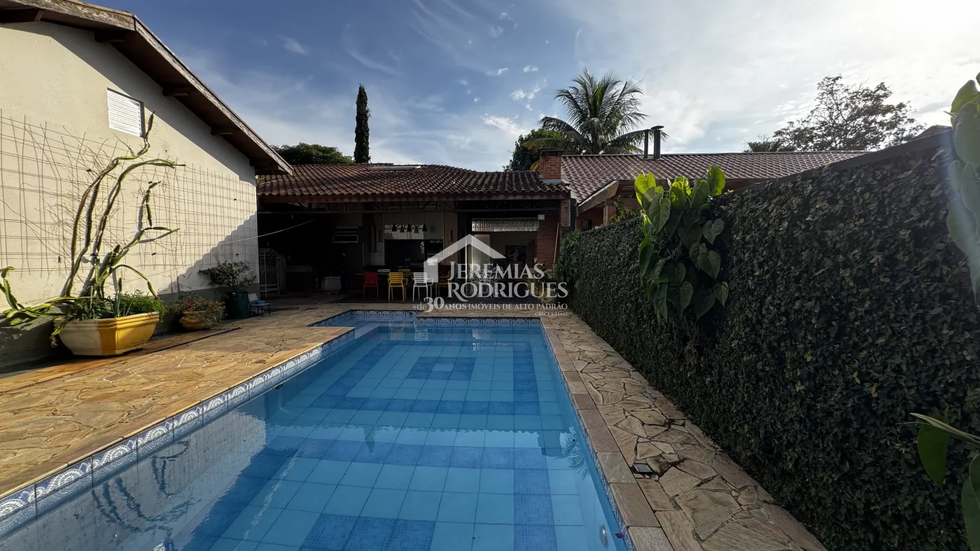 Casa à venda com 6 dormitórios no Condomínio Vale do Sol em Tremembé/SP