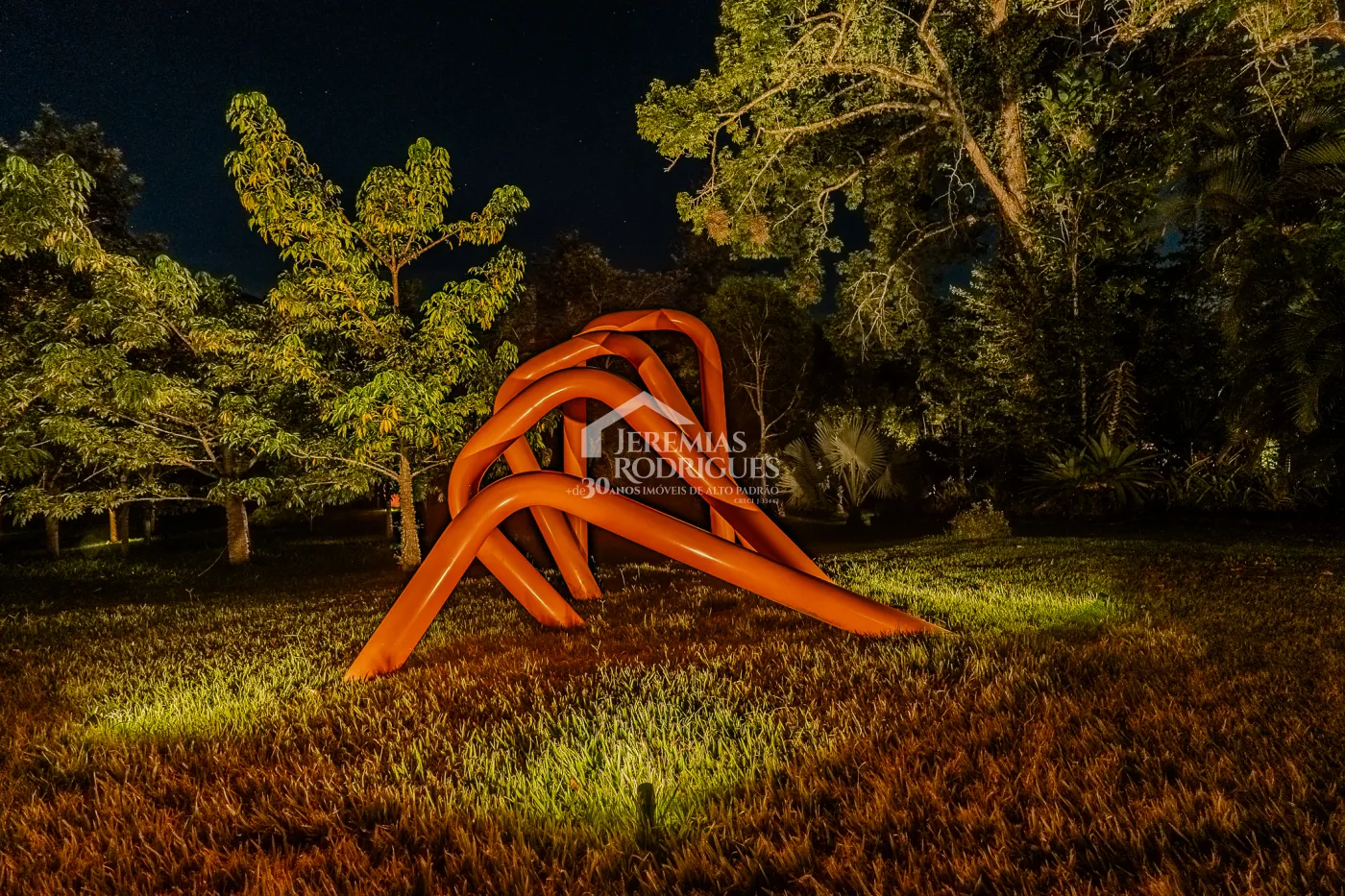 Fazenda à venda com 3.389.000,00 m² em Piraí/RJ.