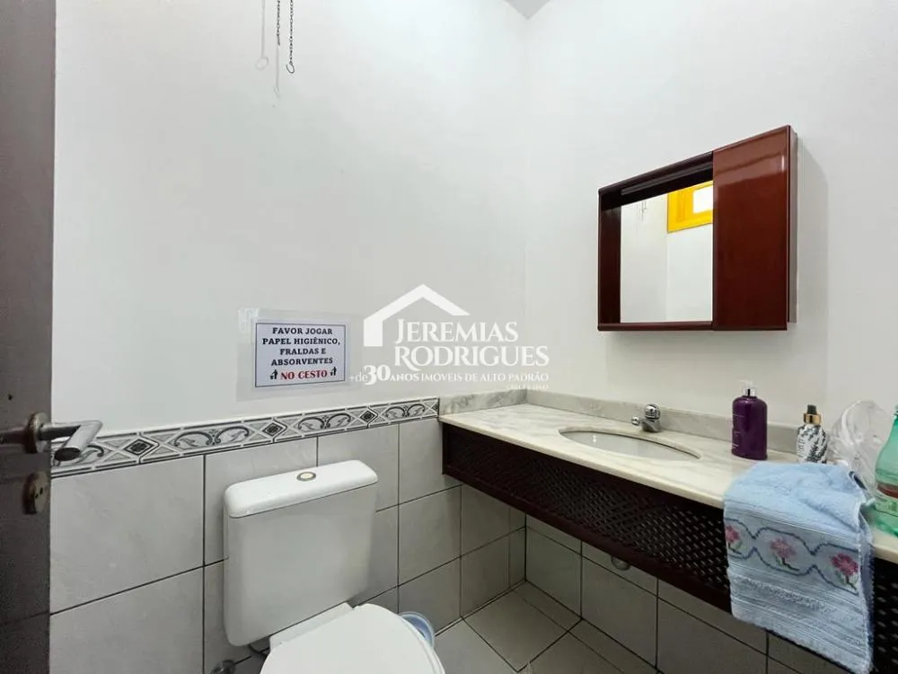 Chácara à venda com 2.000 m² no Condomínio Chácaras Cataguá, em Taubaté/SP.