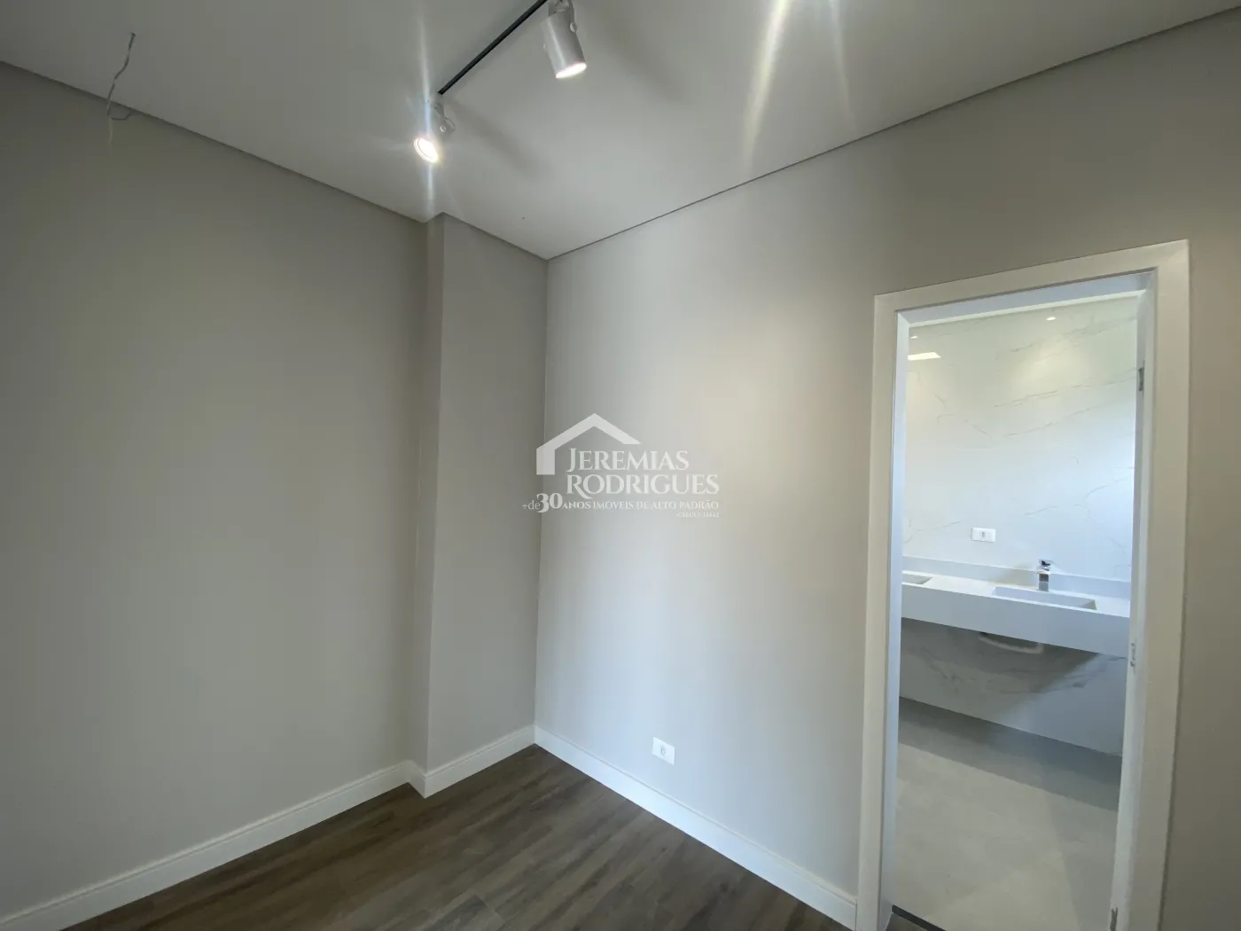 Sobrado com 5 suítes, 293 m² - Condomínio Ouro Ville - Taubaté/SP