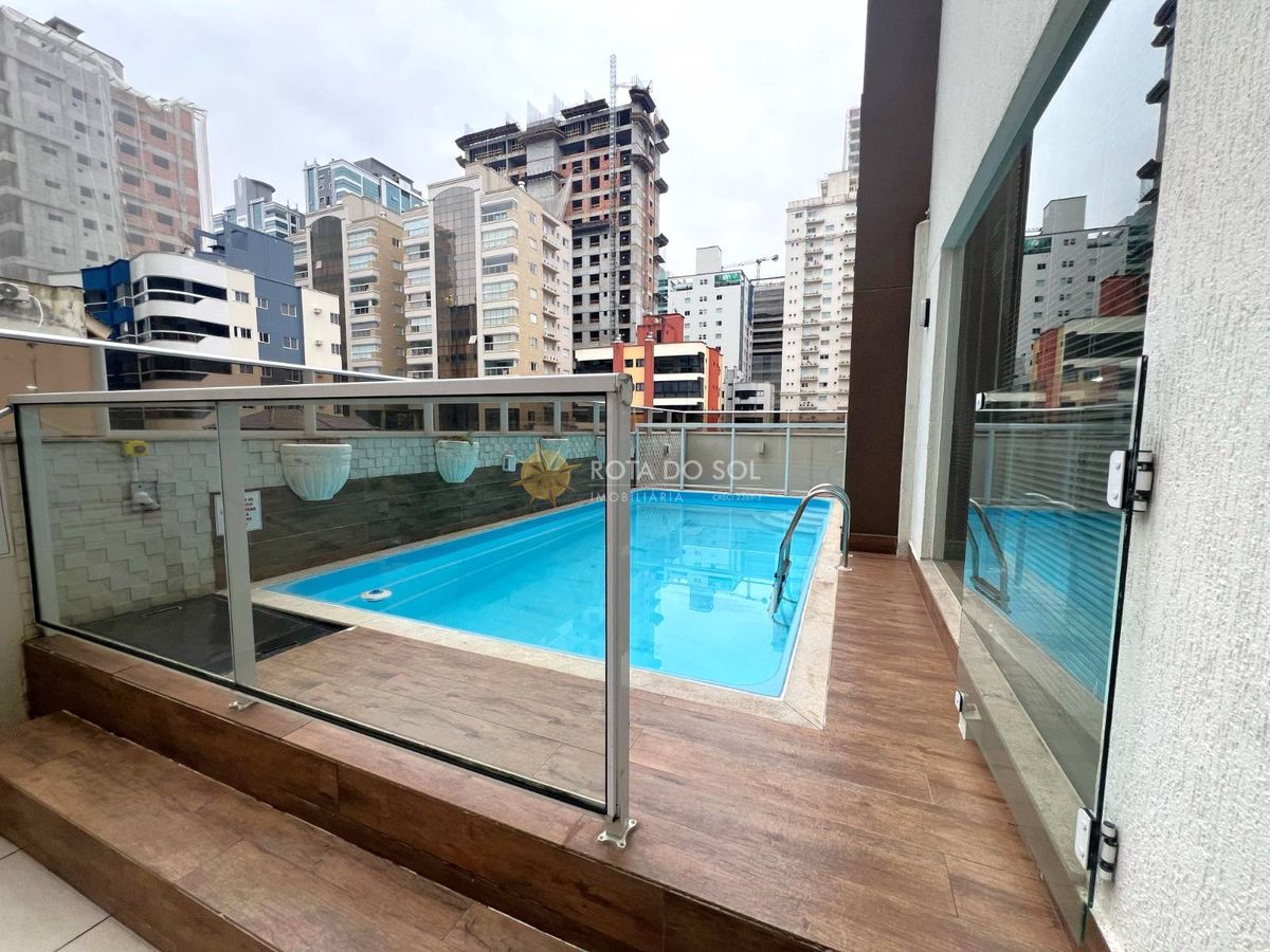 Kandinsky Apartamento 3 Suítes Meia Praia Itapema SC
