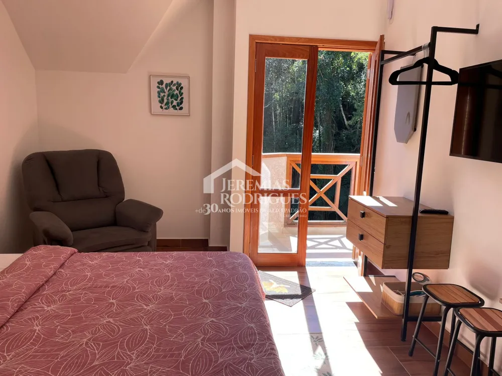 Apartamento com 3 suítes, 136 m² - Condomínio Solar Alto dos Pinhais - em Santo Antônio do Pinhal.