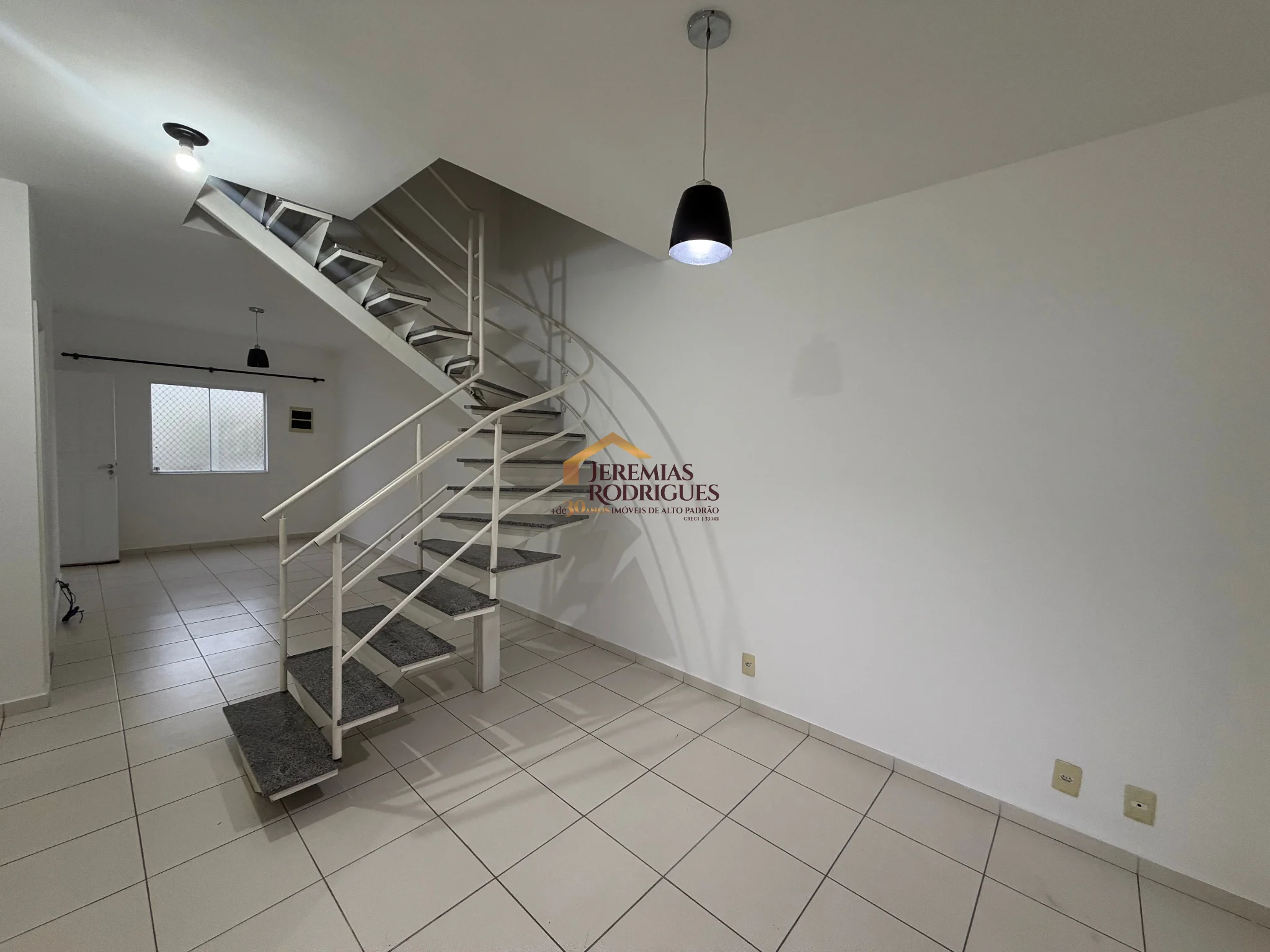 Casa para locação no Condomínio Residencial Jardins em Pindamonhangaba/SP. - foto 4