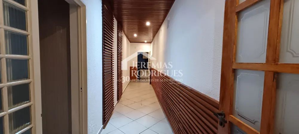 Casa com 3 dormitórios, 231 m² - Centro - Pindamonhangaba/SP