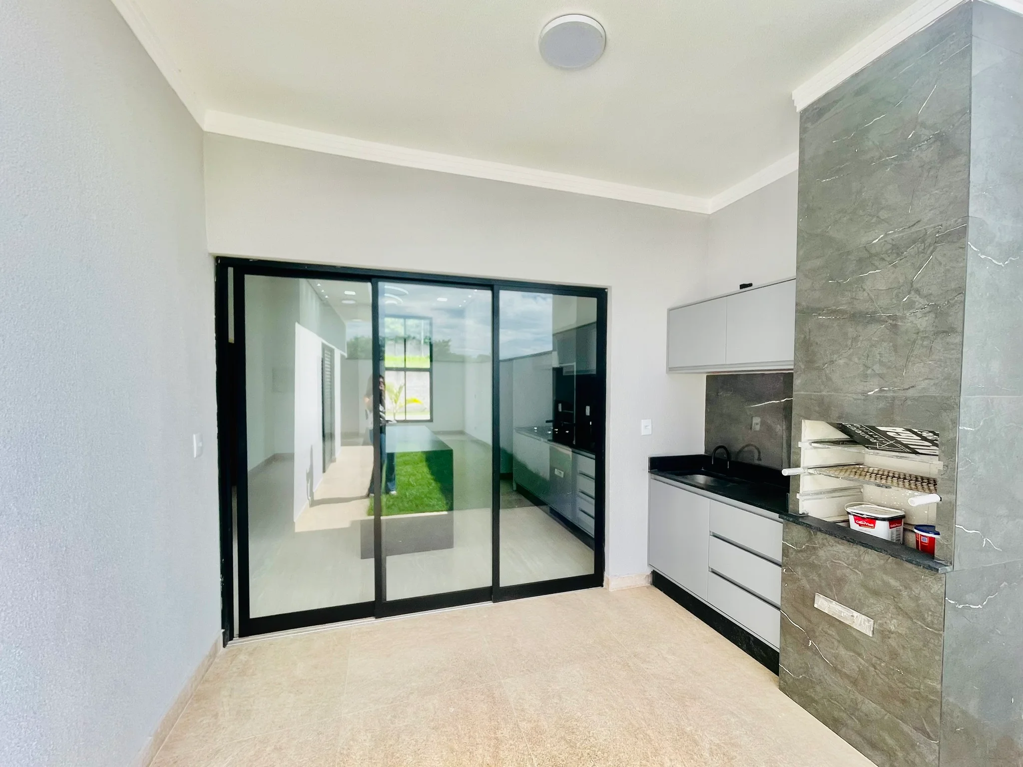 Casa para venda e locação, com 3 dormitórios no Condomínio Vila Romana em Pindamonhangaba/SP