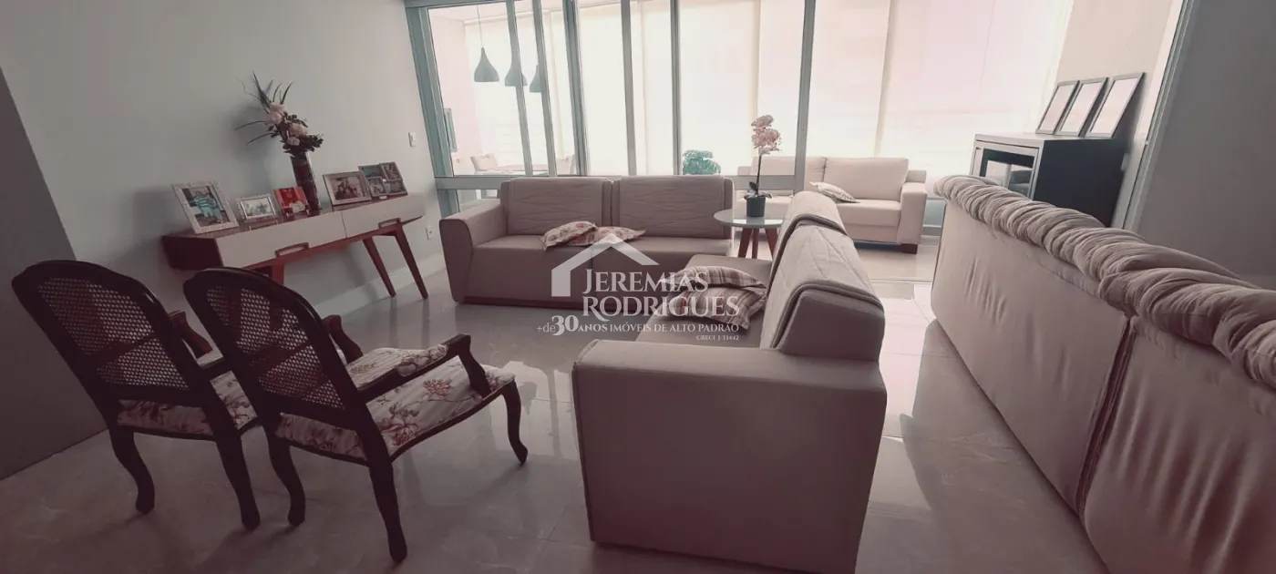 Apartamento à venda com 3 suítes, 155 m² no Condomínio Residencial Renaissance em Taubaté/SP.