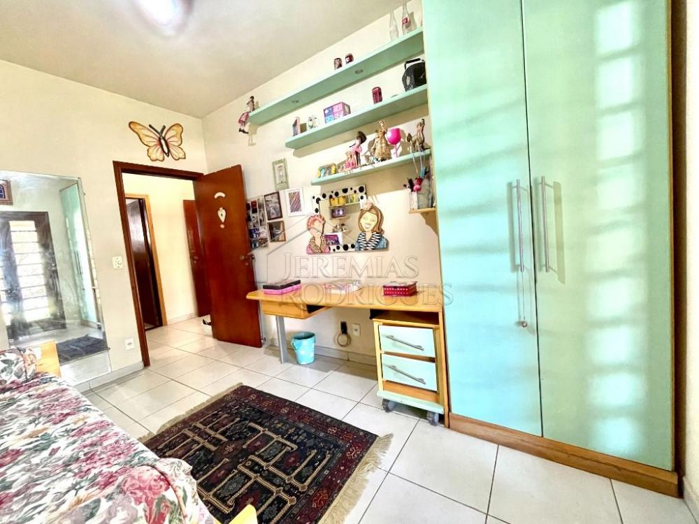 Casa à venda por R$ 2.000.000,00 - Tremembé/SP