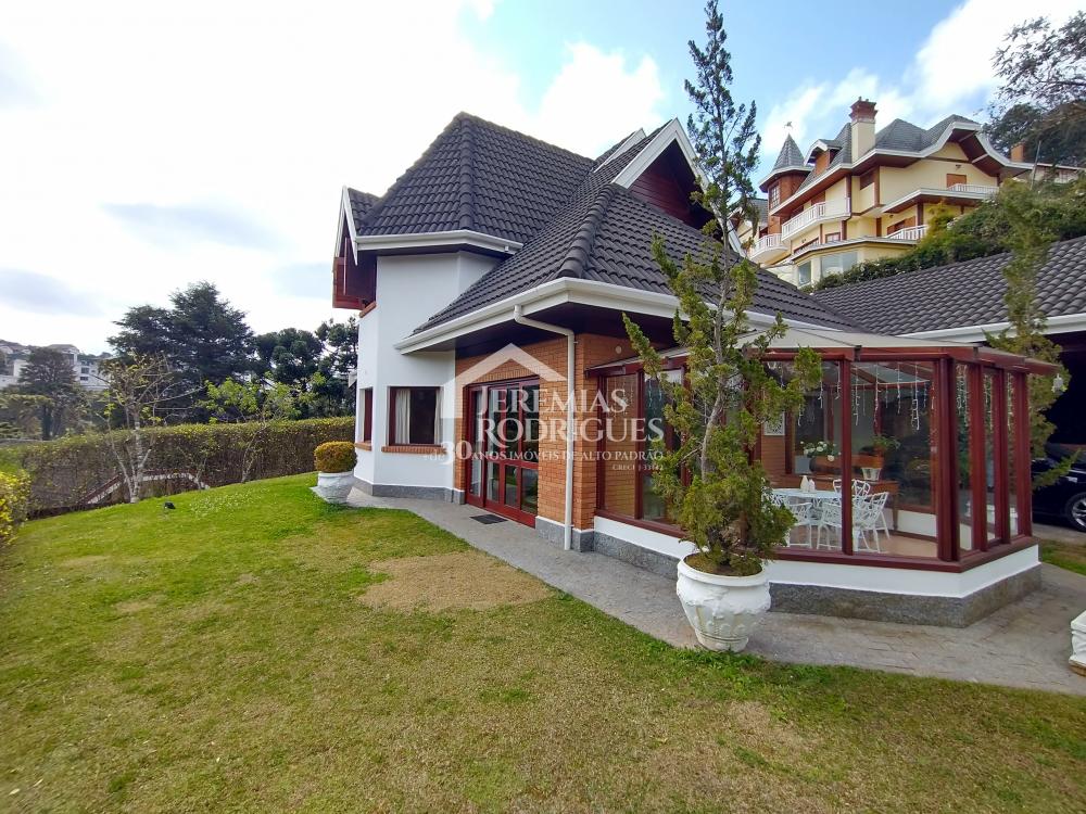 Casa com 4 suítes, 204 m² - Condomínio Jardim Véu da Noiva - Campos do Jordão/SP