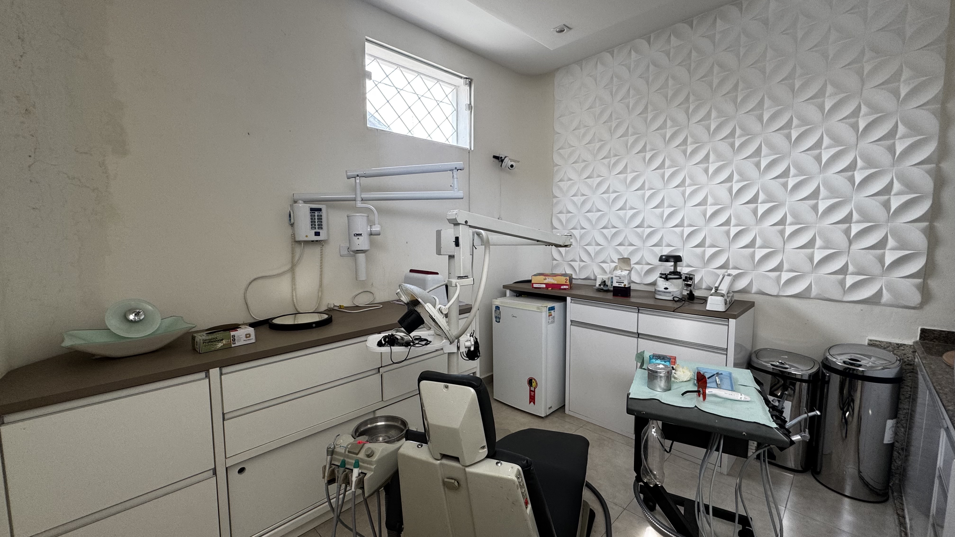 Ponto comercial para venda e locação no Centro em Pindamonhangaba/SP. 