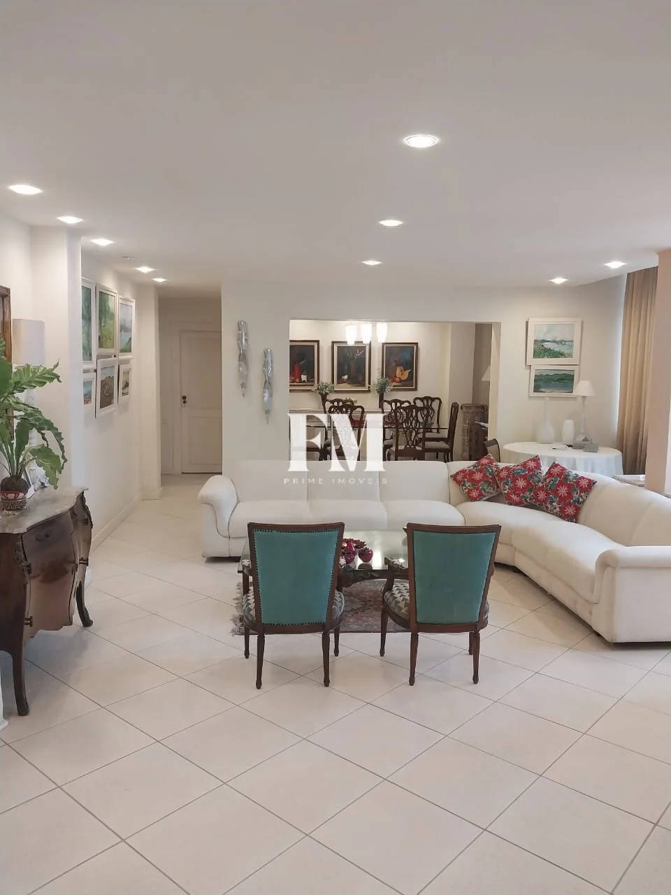 Copacabana | Rua Domingos Ferreira | Original 4 Quartos | 210m² com Varanda, Vaga e Próximo à Praia e ao Metrô - foto 10
