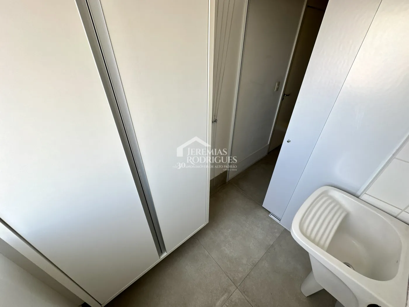 Apartamento com 3 dormitórios, 110 m² - Edifício Placere - Taubaté/SP