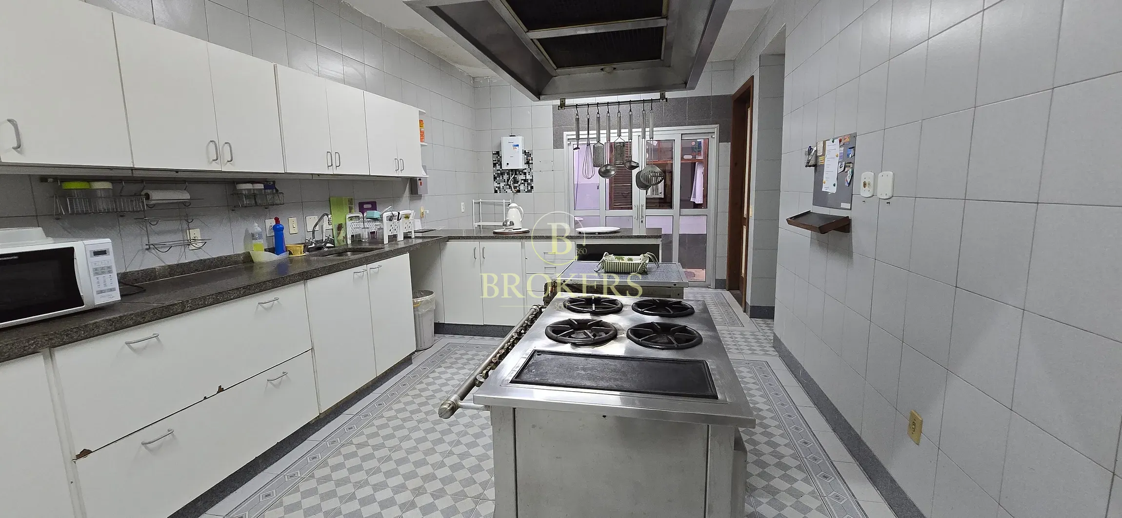 Casa Exclusiva Cercada pelo Verde com Lazer Completo e Guarita com Segurança 24 Horas — foto 44