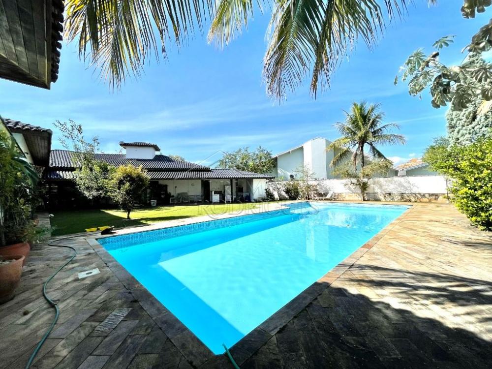 Casa à venda por R$ 2.000.000,00 - Tremembé/SP
