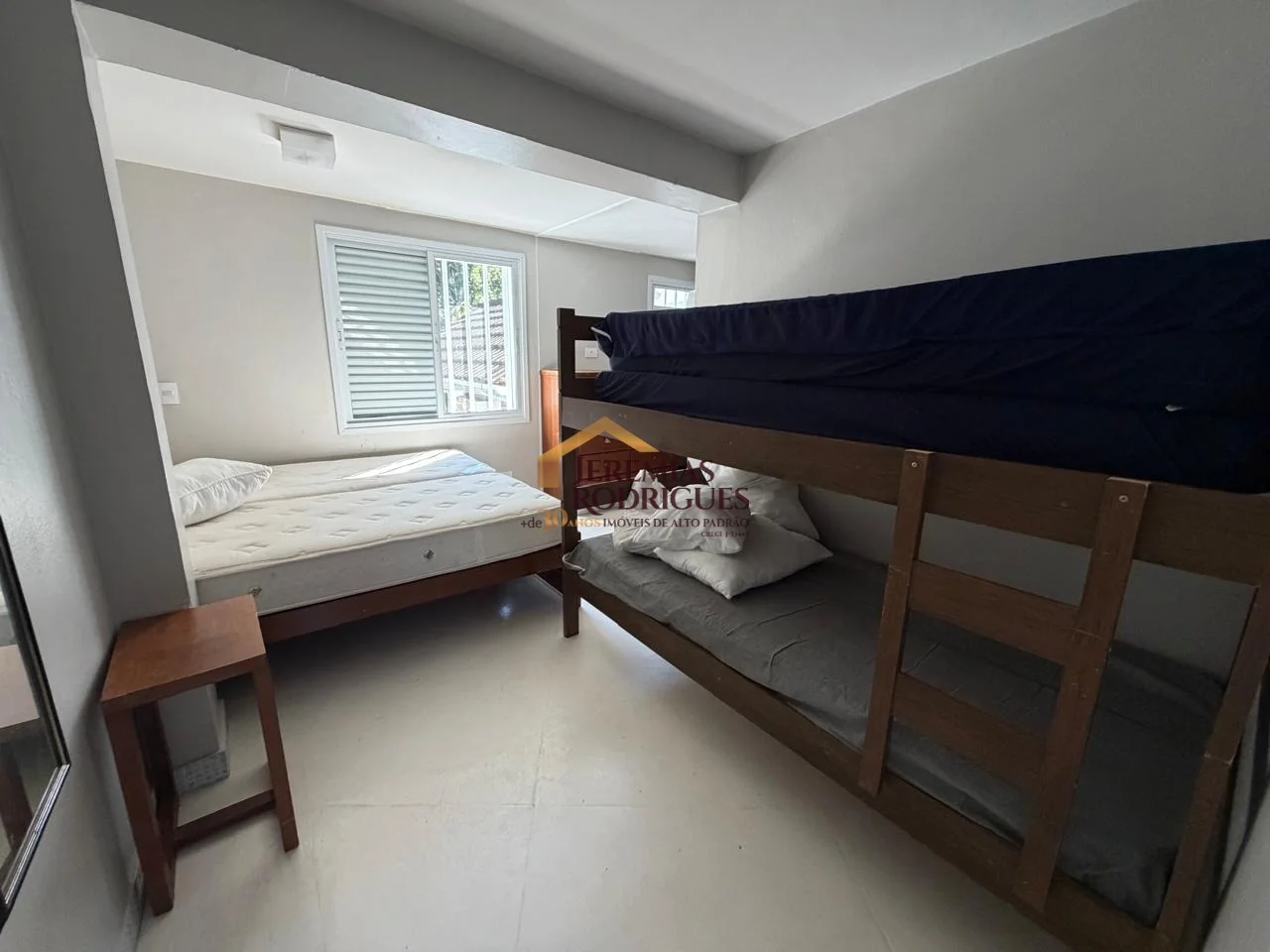 Casa à venda no Condomínio Santa Rita em Ubatuba/SP.