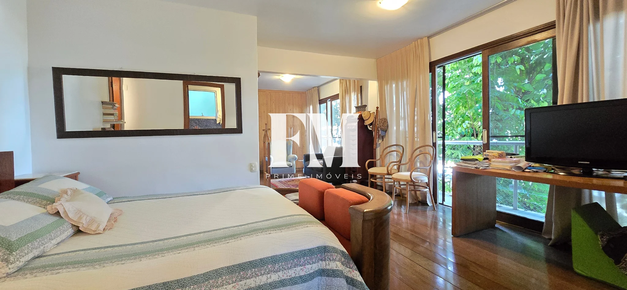 Casa Espetacular a venda na Lagoa | Rua Sacopã | Original 4 Quartos (3 Suítes) | com Piscina e Vista Panorâmica.              e Piscina - foto 57