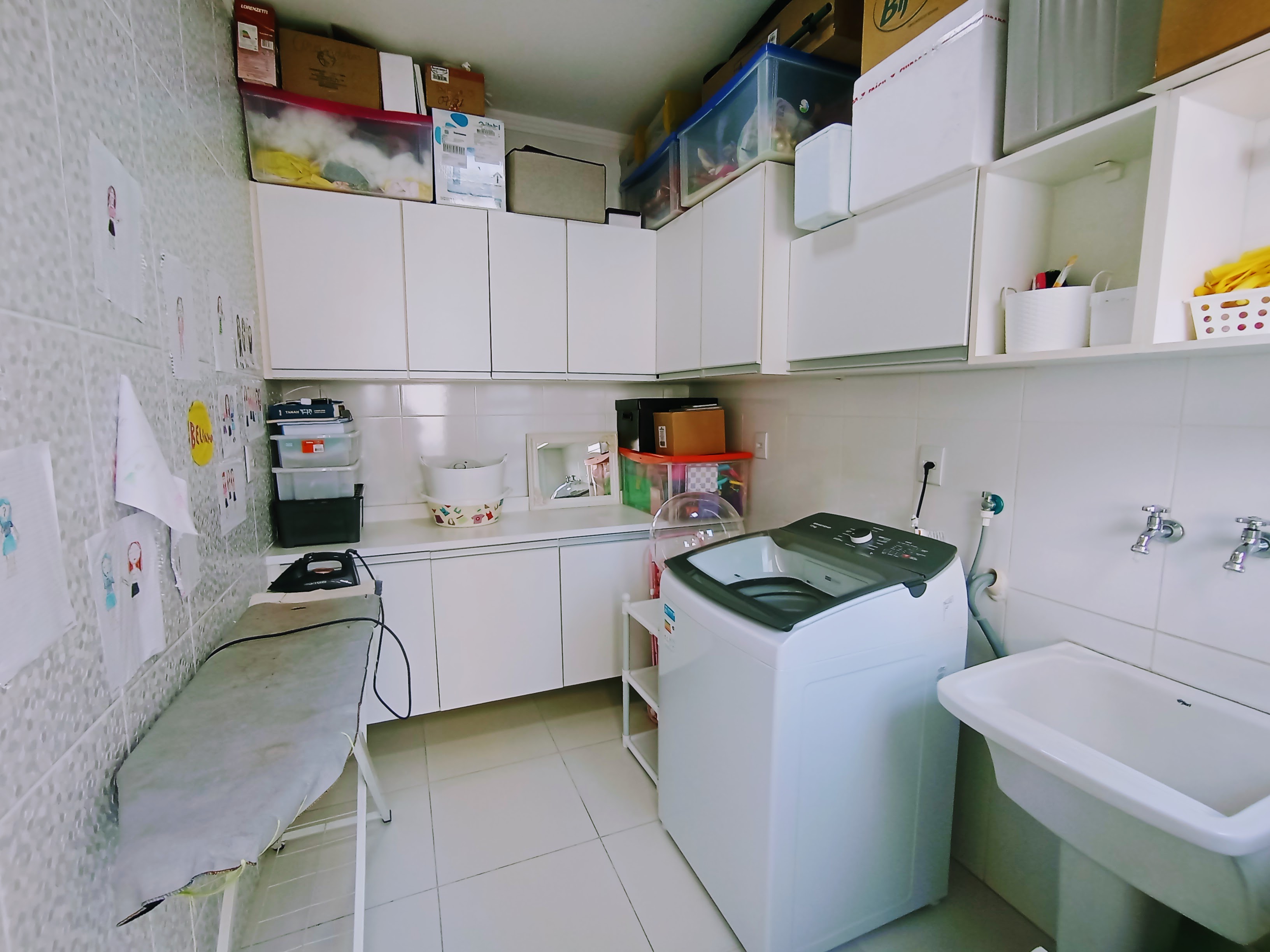 Casa à venda com 2 dormitórios no Condomínio Verdes Vales em Taubaté/SP.