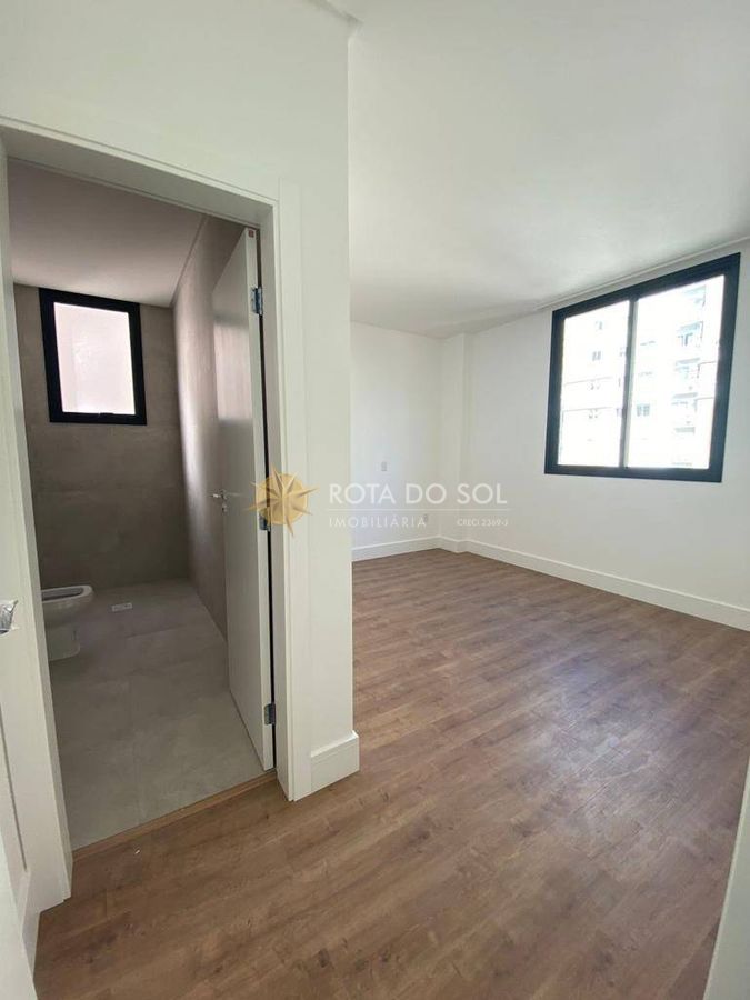 Aalborg apartamento 3 suítes 2 vagas na Meia Praia — foto 6