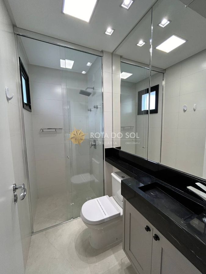 Cartier Apartamento Frente Mar Decorado 4 Suítes em Meia Praia Itapema SC — foto 31