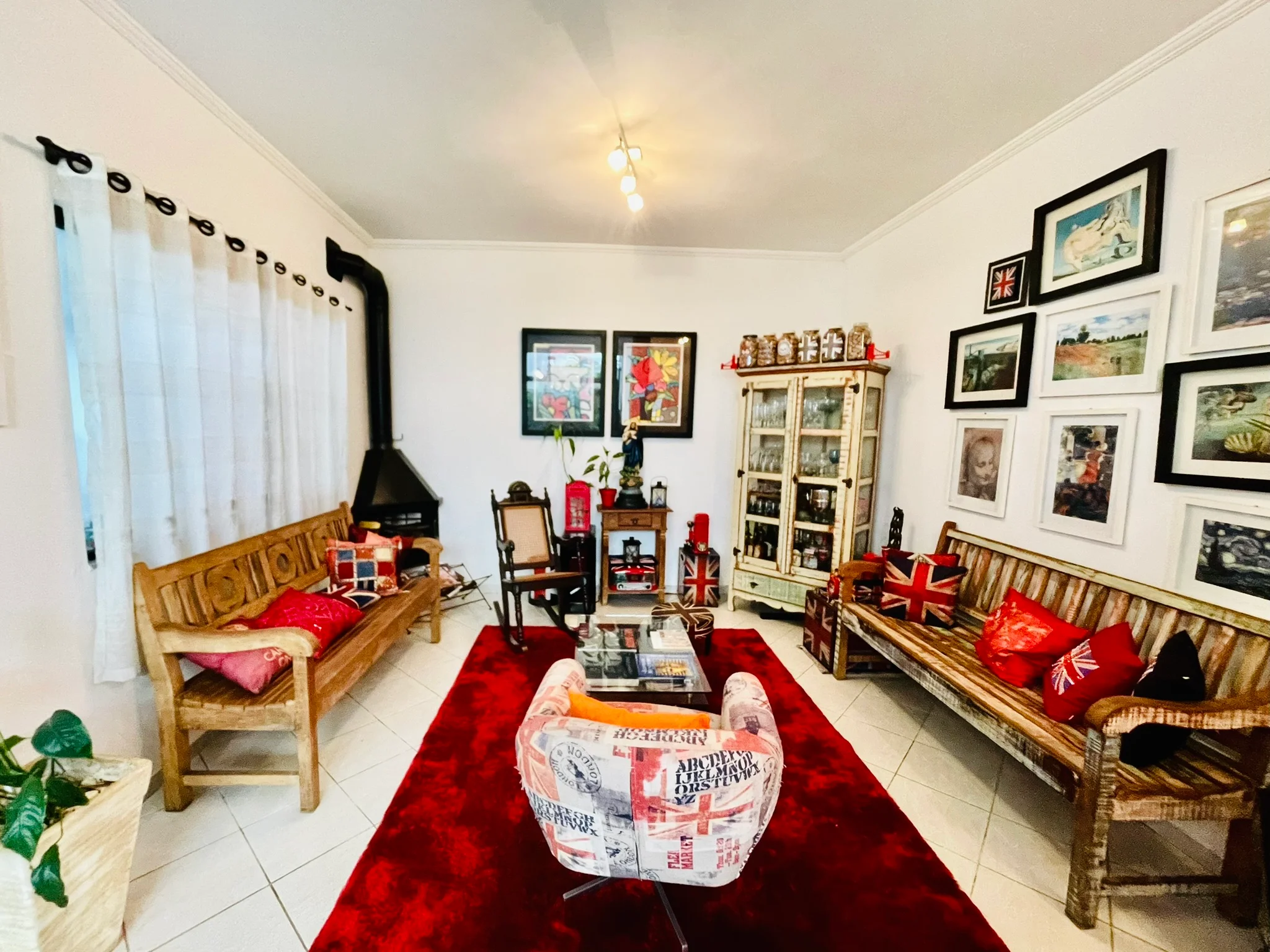 Casa á venda no Condomínio Campos do Conde I em Taubaté/SP