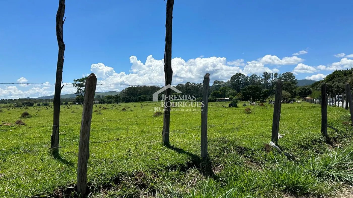 Terreno comercial de 123000 m² para alugar por R$ 30.000,00 - Pindamonhangaba/SP