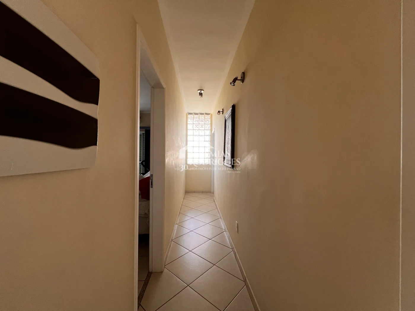 Casa com 4 dormitórios, 305 m² - Condomínio Taubaté Village - Taubaté/SP.