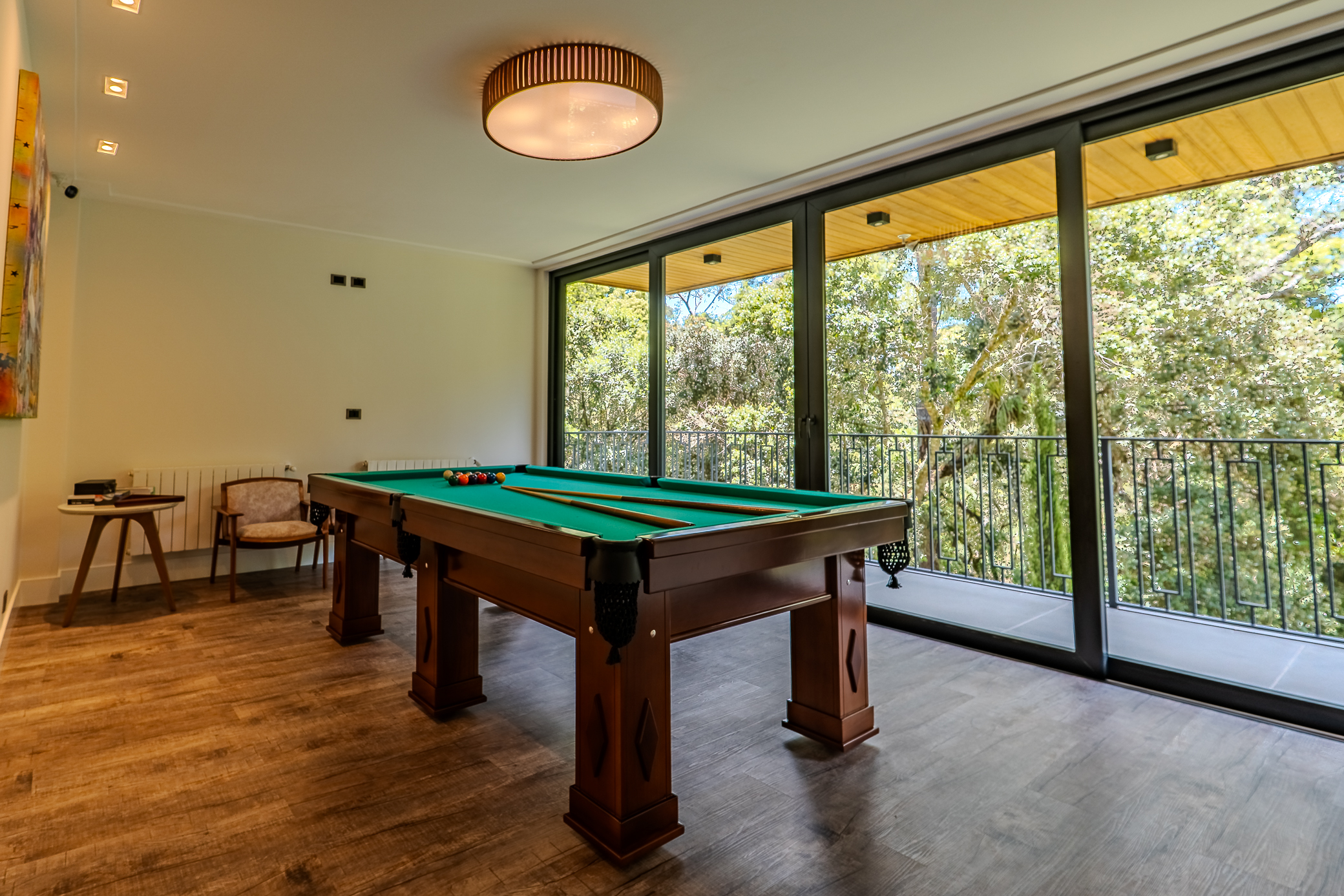 Mansão à venda com 5 suítes no Condomínio Reserva Figueiredo em Campos do Jordão/SP. 